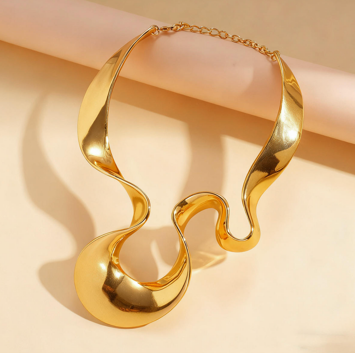 Seraphine Twisted Geometric Choker – Bold Irregular Statement Necklace