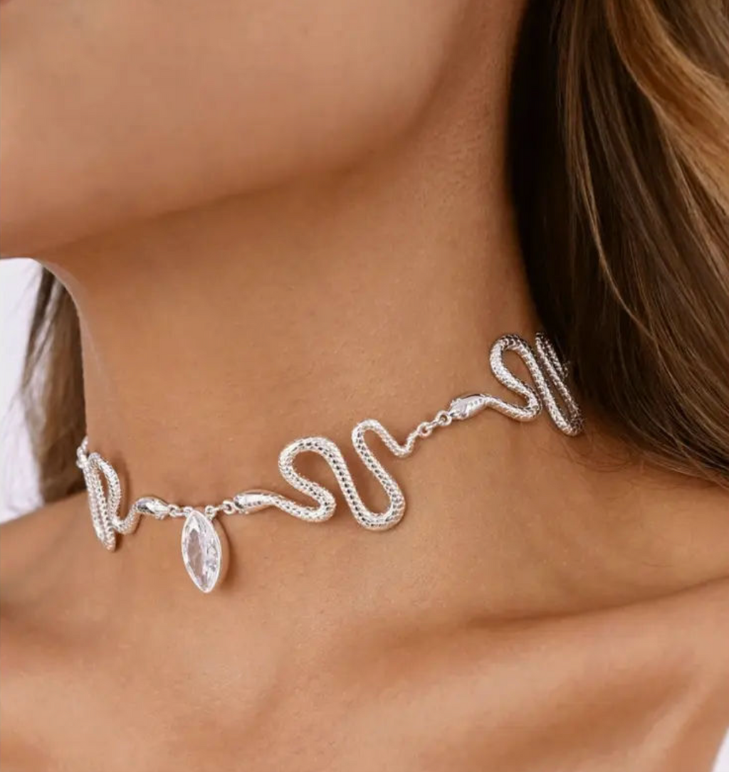 Serpentina 14K Gold-Plated Choker – Luxe Sculptural Statement Necklace