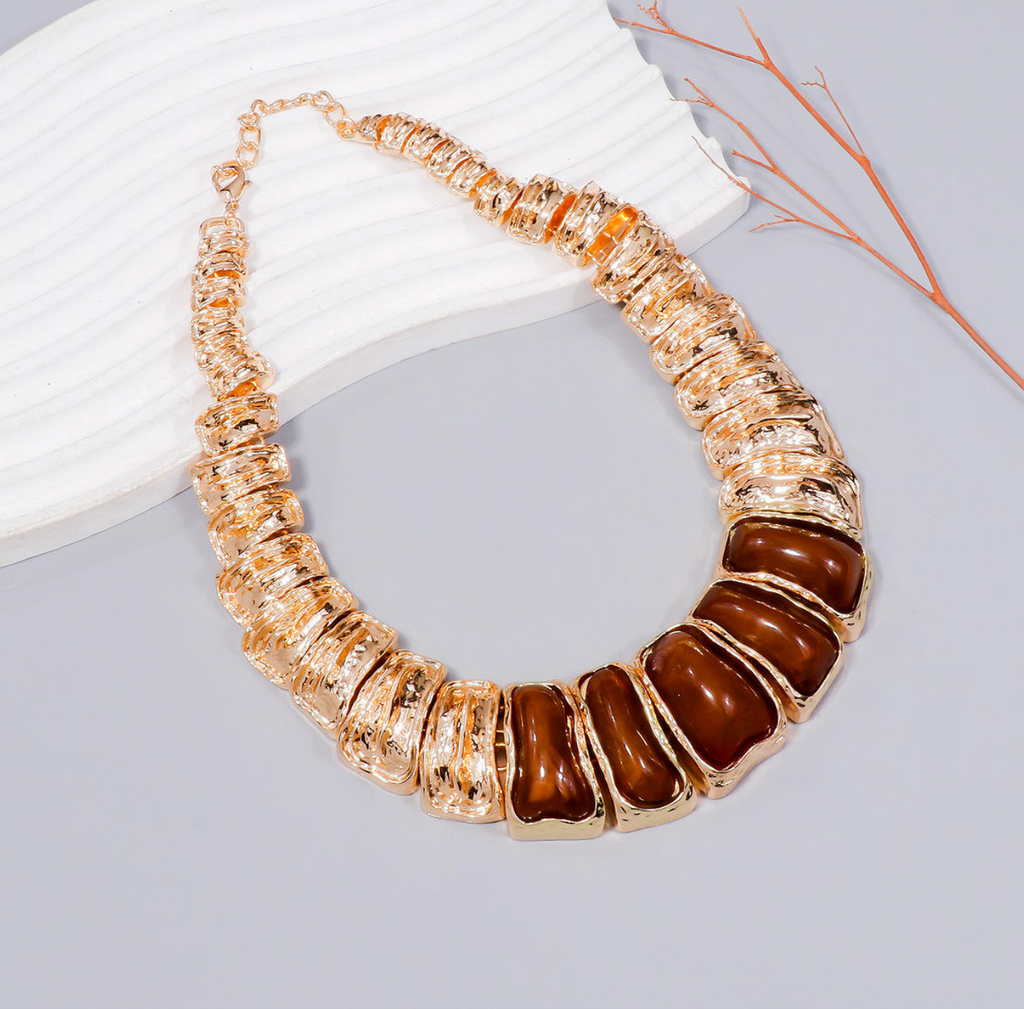 Jachon Vintage Choker – Retro-Inspired Bold Statement Necklace
